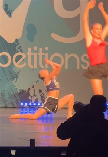 some improv from this weekend’s competition ✨ made it to the top five in the imrpov competition portion 🤍 #dancer #dancersoftiktok #dancecomp #dancecompetition #dancelife