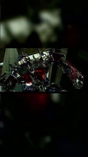 Optimus vs Bonecrusher Fight Was Insane | Transformers 2007 Highway Battle