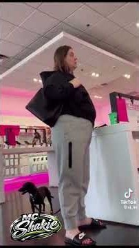 Ion Know What She Was On ... But I Wants No Parts - Karen at Cell Phone Store