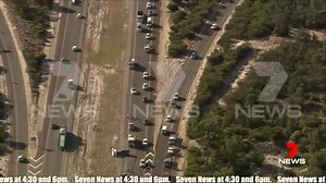 In case you were wondering, this is what the Kwinana Freeway looks like right now. Long delays are expected after a serious crash. Latest updates here: http://trib.al/w0FlU0v | PerthNow