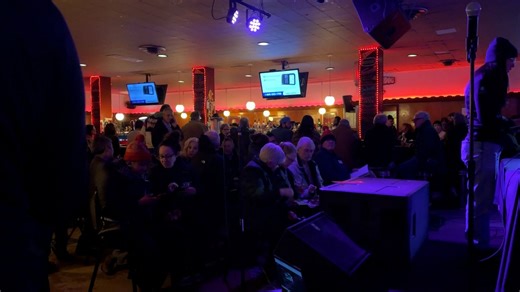 More than 100 Ohioans join Happy Dog Takes on ICE Forum