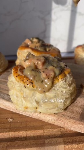 Up for transforming your kitchen into a 5-star bistro? 🍽️ Then you absolutely can't miss out on @foodiefinder1's Jus-Rol Vol-au-vent Chicken Recipe – a culinary masterpiece you won't want to skip. 🥐🍗 Got that spark of inspiration? Flaunt your mouthwatering bakes using #JusRolBakers, and don't forget to throw in a tag for us. We can't wait to see those delectable creations as impressive as your impeccable taste! 👩‍🍳📸 #JusRol #VolAuVentRecipe #AutumnRecipes #RecipeInspo #FallTreats | Jus-Rol