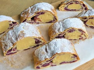 Jako jednostavno i brzo - Strudla sa pudingom od vanile i visnjama od gotovih kora