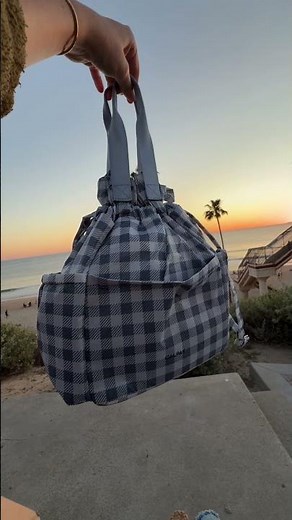 Sunset beach picnic 🌅 CALPAK insulated lunch bag aesthetic