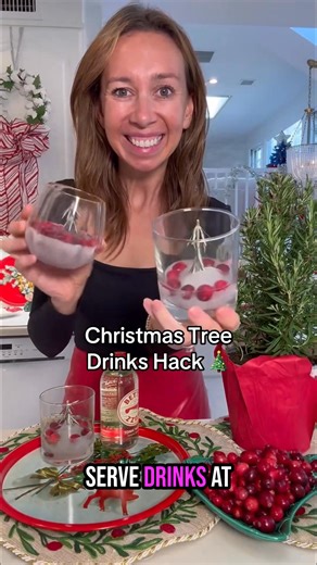 597K views · 2.7K reactions | Adorable Christmas tree drink hack for your holiday parties  #christmas #christmasdecor #diy | At Home With Shannon | Facebook