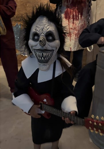 Best Halloween Costume Contest Winners Revealed