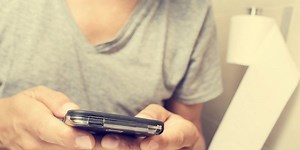 Why You Shouldn’t Sit On the Toilet Longer Than 15 Minutes