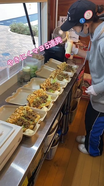 つくばのキッチンカーで楽しむバブルワッフル