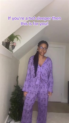 a pajamas that comes with a lounge bra! Pre order opens March 1 #pajamas #womensclothing #loungewear #fashiontiktok