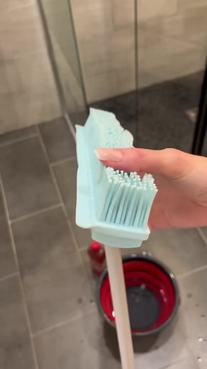 397K views · 3.8K reactions | Cleaning the bathroom 﫧識粒什 #cleanwithme #cleaned #cleanning #viralclean #viral #reels #cleanisbetter #clean #asmr #satisfayingcleaning #satisfy #satisfying #asmrcleaning #asmrlimpieza #bathroom #bathroomcleaning | Cleanisbetter | Facebook