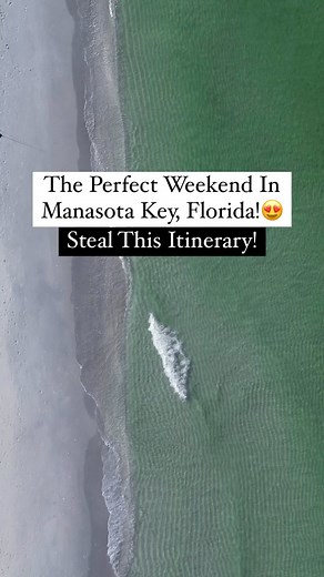 Kishia | Florida Travel on Instagram: "Save for later! 🏖️ Manasota Key, Florida, is a charming old Florida beach town with cute restaurants, beautiful beaches, a state park, and the best sunsets! Check into @thesanddollar_beachhouse which is absolutely gorgeous and only a 60 second walk to the beach! Have breakfast at The Beachcomber Trading Post- get the breakfast burrito! Have lunch at Lock and Key and go during their happy hour everyday from 11-6 to “pull tabs” and hopefully win a 50 cent dr