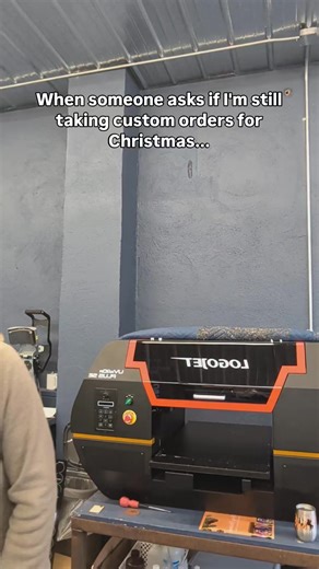 Custom orders for Christmas are officially in the “it depends” phase. 😅 Some pieces I can still squeeze in… others are officially closed… and a few depend entirely on what you’re wanting and how fast you need it. In other words: 👉 Just DM me. Don’t wait 5 days wondering if I can take it. By then, the answer might be different. If it’s a small engraving, a board, a personalized game, or something simple? I might be able to take it. If it’s a big project or something that takes days of work? Pro