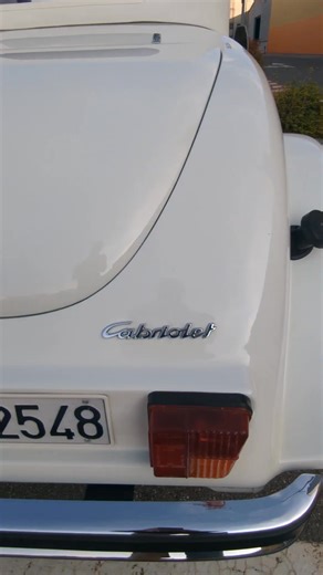 CITROËN 2CV CABRIOLET HOFFMANN #shorts #short #citroen #citroen2cv #2cv #cabriolet #hoffmann #kit #fblifestyle | 2CV Classic Fans Community