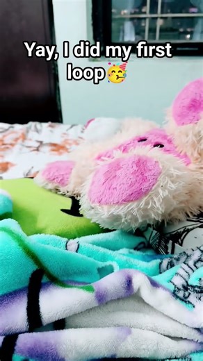 Yay, I did my first loop🥳 #loopsong#loop#shorts#trendsshorts#song