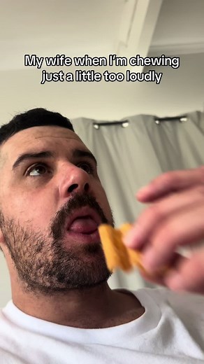 Funny Chewing Noises: Wife Reacts to Loud Eating