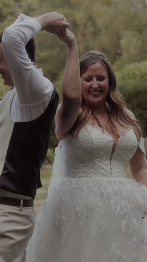 Congratulations to Leah & James on their stunning wedding at Wasing Park! 💍✨ This short video captu