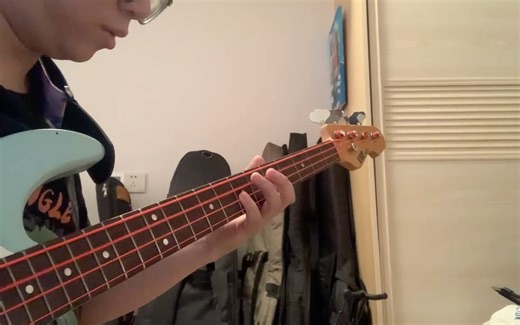《We will rock you》bass独奏