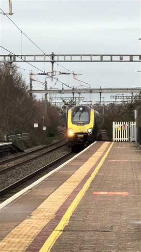 Rebranded XC Class 221 after transfer from Avanti West Coast #train #railwaycontent #railway #trains