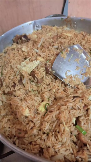 Receta fácil de comida china con pollo y arroz