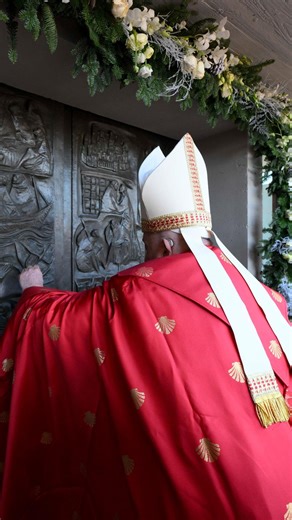 128K views · 15K reactions | “I wanted the second Holy Door I open to be here at a prison.” For the first-time ever, Pope Francis opened a Holy Door in a prison. At the Rebibbia New Complex in Rome, he explained he wanted everyone to “have the opportunity to fling open the doors to their hearts and understand that hope never disappoints.” After opening the Holy Door, the Pope celebrated Mass in the prison’s chapel, the Church of Our Father. | Vatican News | Facebook