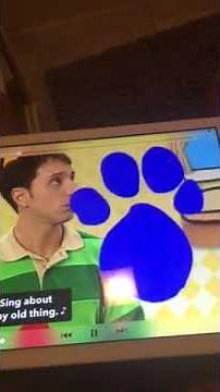 Blues clues. Blues big musical dancing paw print