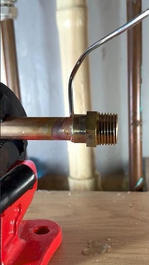 New sink tap and copper pipes!
