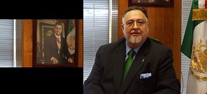 Video: Así censuró Fausto Alzati la lectura de un poema