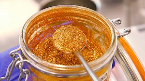 How eyeshadow is made will ~mesmerize~ you http://r29.co/29i8rp5 | Refinery29