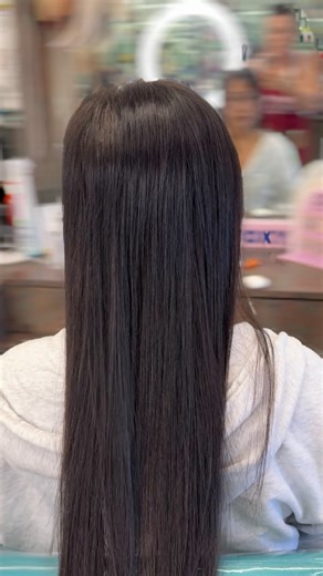 Oksana Karvehina Hair Artist & Trainer Hair Extension on Instagram: "Want to master K-Tips or take your skills to the next level? Book a 1-on-1 private training — full focus, real results. You won’t just learn — you’ll understand. ✔️ K-Tips and Tape-In techniques ✔️ Hands-on practice on models ✔️ Step-by-step system ✔️ Ask anything — I’ll explain it all Also accepting bookings for services: 💇‍♀️ Hair Extensions 🔄 Move-Ups 🧼 Removals 📲 Book or DM me for details: +1 (321) 977‑2397 oxyoxybeauty