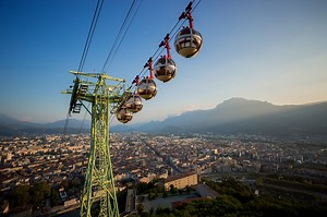 Equipment Grenoble Bastille cable car
