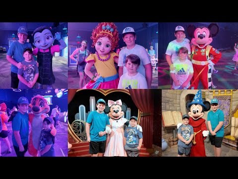 Sorcerer Mickey Mouse Minnie Vampirina Fancy Nancy Meet & Greets Hollywood Studios at Disney World