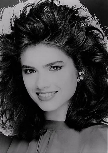 Heather Langenkamp young #short #celebrity