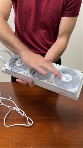 That fresh upgrade feeling hits different. 📦✨ 🖥️ That 2.8” LCD? Instant centerpiece. ❄️Those ARGB fans? Instant visual impact. 🛠️That TUF Gaming engineering? Instant reliability. ​ Built to last, designed to perform. Game on. 🚀 ​ #ASUSAIOCooler | ASUS