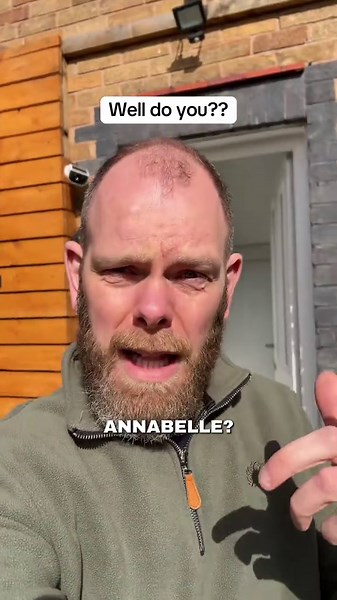 Now if there is a plant you need for when you’re planting new plants and that is a hydrangea. They are pretty hardy, love the sun and shade and when full coloured, look incredible. Be aware that prices can change. #gardentok #plants #hydrangea #tiktokmademebuyit #dealdrop