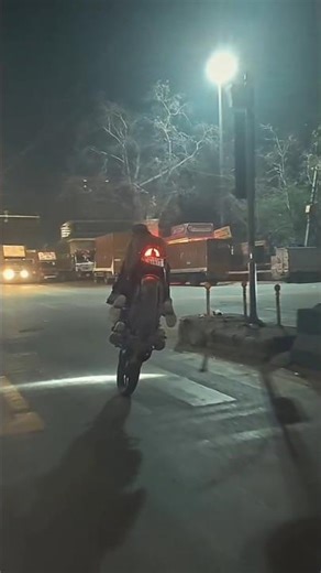 😱😱😱 waheeli king #rc390 #bajaj #love #ktmlover