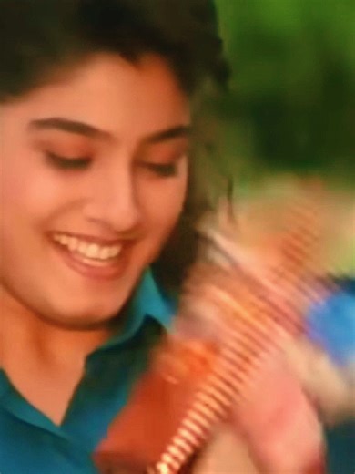 Raveena Tandon's Hilarious Scene That Will Make You Laugh