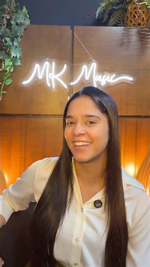 📢 Eula Cris tem um recado pra você! Corre pra ver o seu clipe "NEle Confiarei" com Sarah Farias!