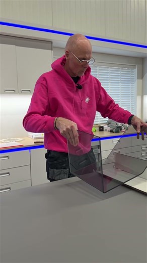 Bijzettafel van plexiglas