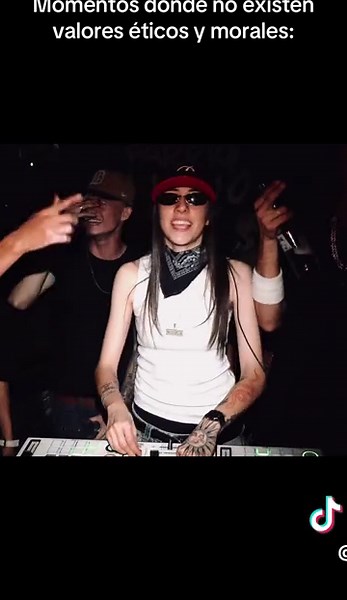 Fiesta y Reflexiones sobre la Vida y la Moralidad