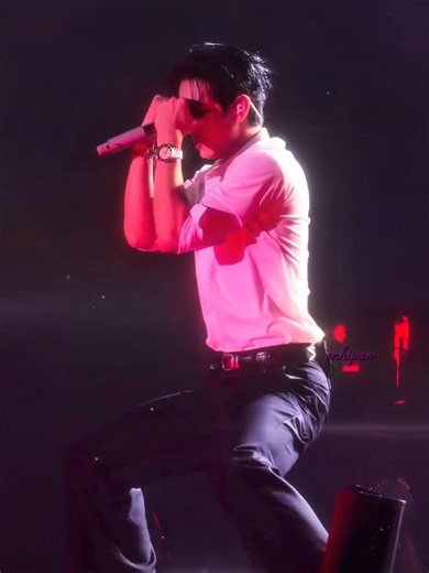 I love the way he moves 😏
