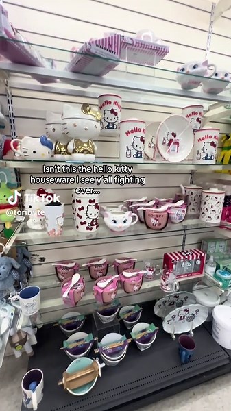 Okay I kinda get it… #hellokitty #winners