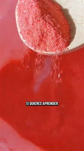 The sparkle that makes your cakes look professional ✨🎂 #glitter #pastry #recipe #baking