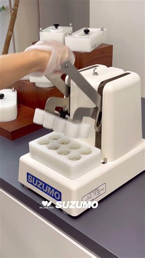 Mass-producing bite-sized onigiri #suzumo #temarisushi