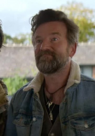 Brassic S06:E01 - Stolen FA Cup