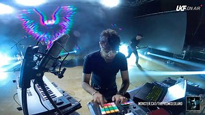 Incredible performance from MUZZ last night as he unveiled his debut album on Monstercat for the first time alongside Bloodhounds and special guests KOVEN. & Miss Trouble! 🔥 Watch the full (live) performance here: http://ukf.me/MUZZ_LIVE 🎥 | UKF Drum & Bass