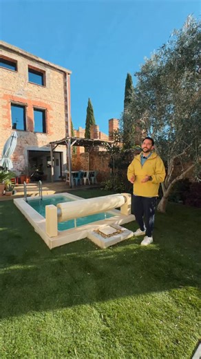 MIKA MARTIN | AMBASSADEUR DES PÉPITES on Instagram: "NOUVELLE PÉPITE ! Pour moins de 300.000€, cette bâtisse est le genre de bien qui s’arrache sur le marché. Dotée d’un charme incontestable et d’une rénovation qualitative, il faudra faire preuve de pragmatisme pour être parmi les premiers sur le coup. 🏠 @dv_immo 🎥 @studiomabiche #immo #immobilier #perpignan #realestate #home #deco #house #renovation #charme #ancien"