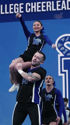 From the Ⓜ️ to the #UCAnationals mat!The University of Memphis giving it their all in semis! 🐅