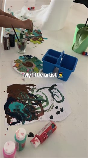 Slow morning, me cleaning while my toddler free paints 🧑‍🎨🎨🖌️
