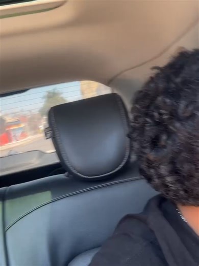 Reacción a beso de Kong y Daniela Taquire