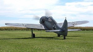Klaus Herold flies his outstanding Focke Wulf 190 A8 (JG 300) Model data: Scale: 1/4 Span: 103" / 2.62m Weight: 53 pounds / 24 kg Engine: Moki 250cc Scale Retract: Robert Schiller Scale Prop: Ramoser ( https://www.ramoser.de/home_e/varioprop_e/varioprop_e.html ) Kit: SiSt Link of making the model: https://www.facebook.com/media/set/?set=a.10220723515387258&type=3 | RC Scale Airplanes